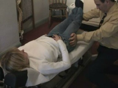 Simon King performing afferentology treatment at Pain Solutions